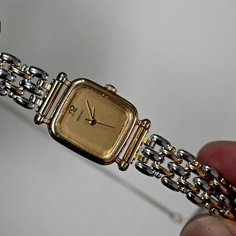 SEIKO 女性用腕時計 クォーツ 17mm タンクシェイプ ゴールド文字盤 ステンベルト Ref.2C21-5360 手錶 古董錶 復古手錶 - 女錶 - 不鏽鋼 金色