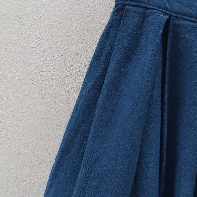 Indigo Pleated Front - Elastic Waist Back Long Skirt - Skirts - Cotton & Hemp Blue