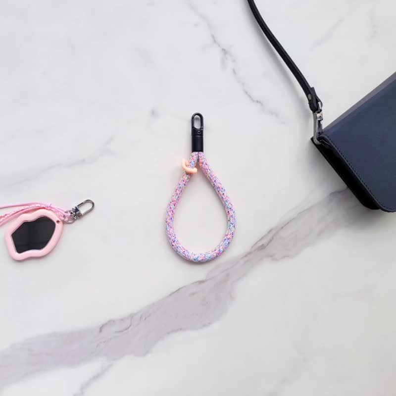 可拆式隨身鏡手腕掛繩連夾片 手機手腕繩 手腕繩 4色 櫻花粉 - 手機掛繩/背帶 - 其他人造纖維 粉紅色