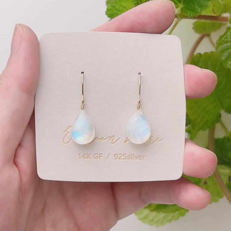 Calm the Mind Blue Sky White Clouds Large Particles Natural Moonstone Earrings - Earrings & Clip-ons - Crystal Blue
