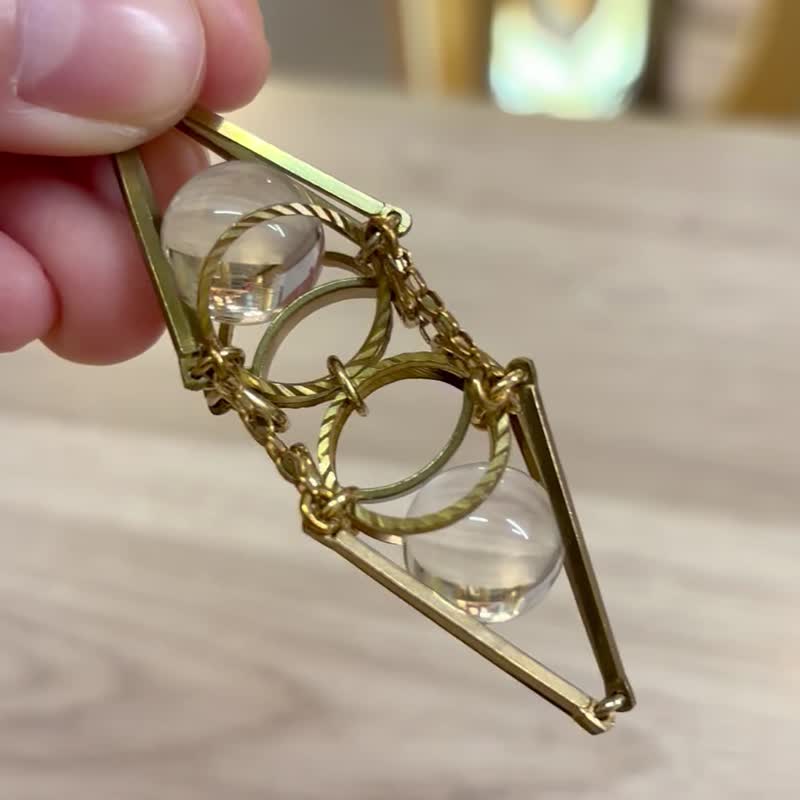 緣起系列 白水晶 靈擺 黃銅 皮繩 水晶頸鏈 平衡 平靜 情人節禮物 - 項鍊 - 其他金屬 金色