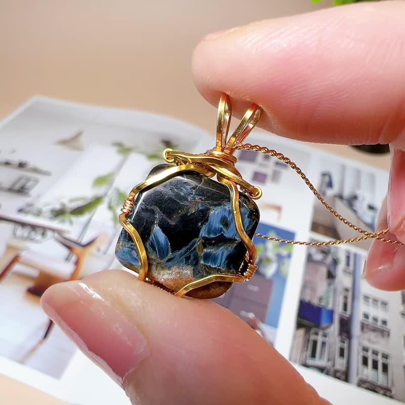 海之濱‧波光 藍彼得石 項鍊飾品 - 項鍊 - 水晶 藍色