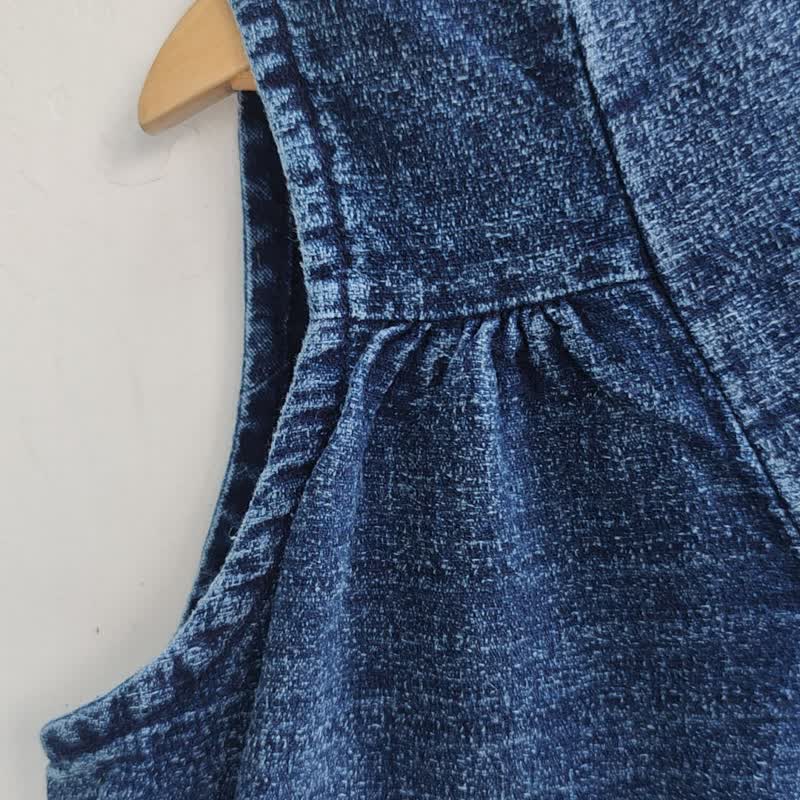 V Stonewash - 無袖 V 領襯衫 - 女裝 上衣 - 棉．麻 藍色