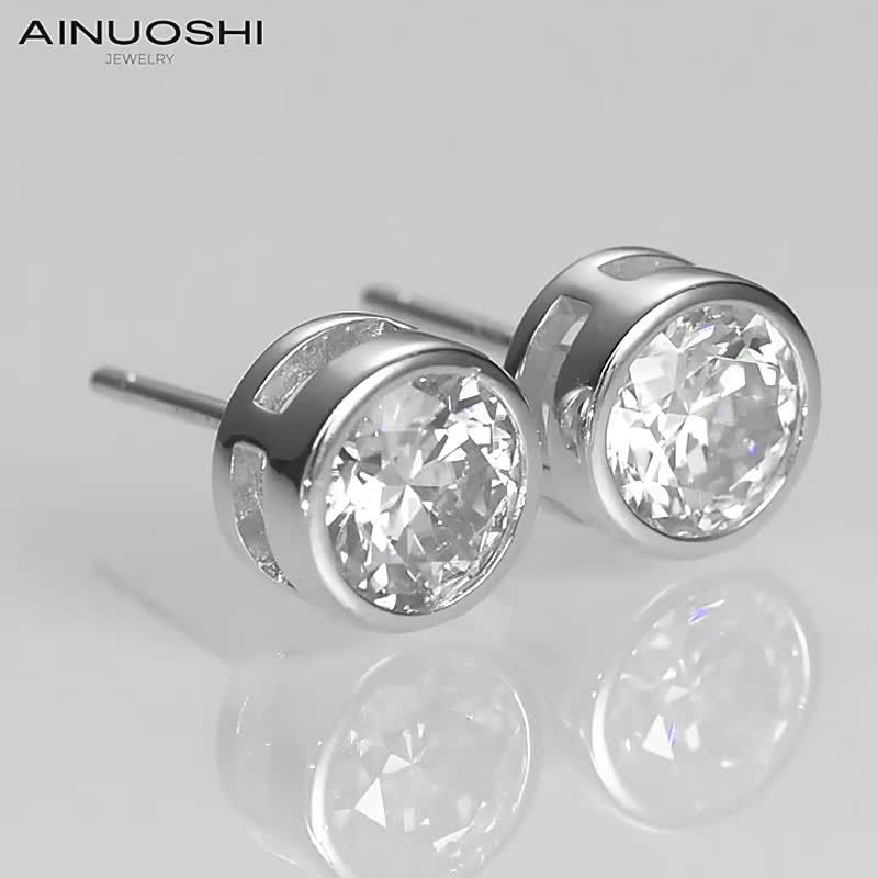 1克拉 圓形包邊莫桑鑽耳環--情侶飾品 翡翠 水晶 - 耳環/耳夾/耳骨夾 - 鑽石 