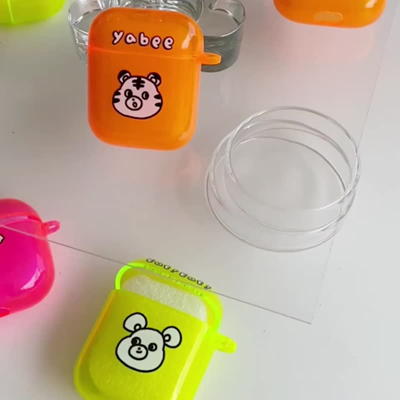 Animal Space Party AirPods Fluorescent Jelly Headphone Case - ที่เก็บหูฟัง - พลาสติก หลากหลายสี