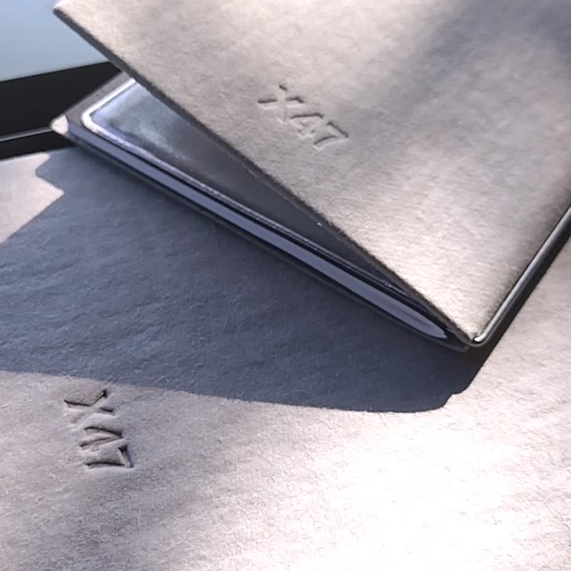 【素皮革】尺寸A5 |拆換手帳 | 岩.單軌| x47 - 月曆/年曆/日曆 - 植物．花 