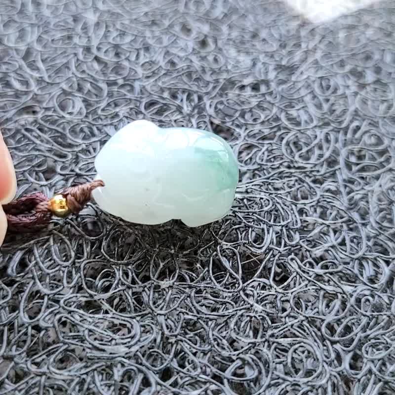 【親翠】天然翡翠 冰水草屁股種水美青蛙調整式繩鏈 呱呱來財 - 項鍊 - 玉石 多色