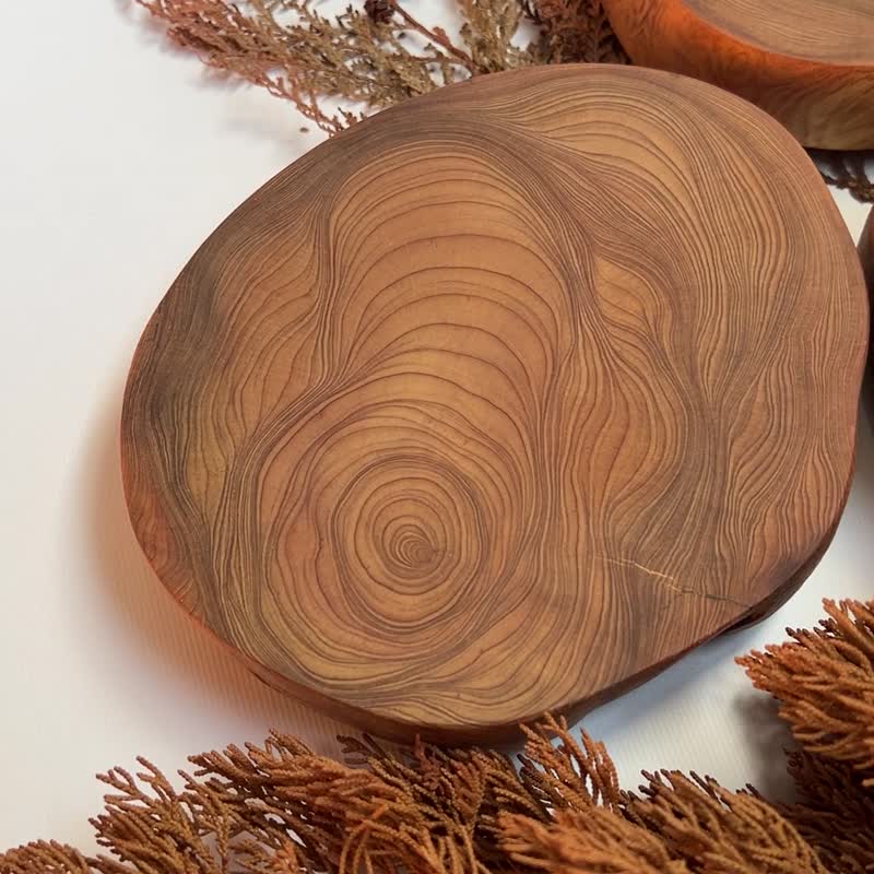 Red cypress heavy oil classic nodule pattern large thick-cut coaster - permanently emitting woody fragrance - Place Mats & Dining Décor - Wood 