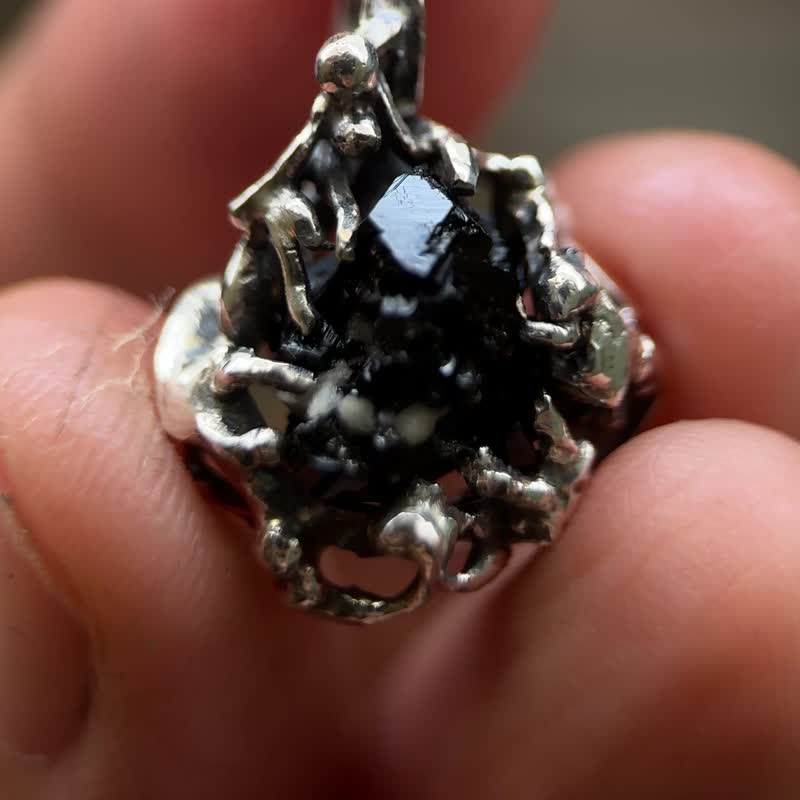 純銀項鍊 / 納米比亞黑碧璽原礦/墨之守護 - 項鍊 - 純銀 黑色