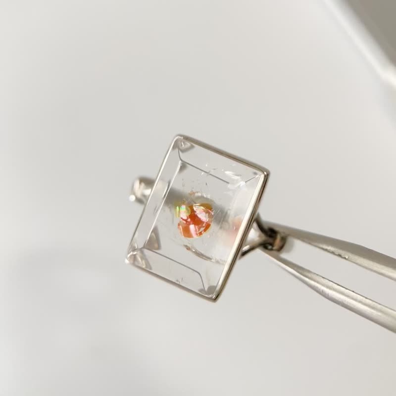 2件85折 | 紅膠花彩虹片純銀戒指 (方型切割面) - 戒指 - 純銀 