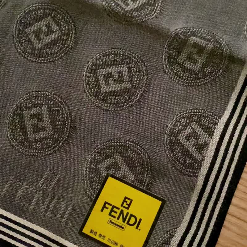 復古 Fendi Roma 灰色 Logo Monogram 方巾 手帕 棉質絲巾 - 手帕 - 棉．麻 灰色
