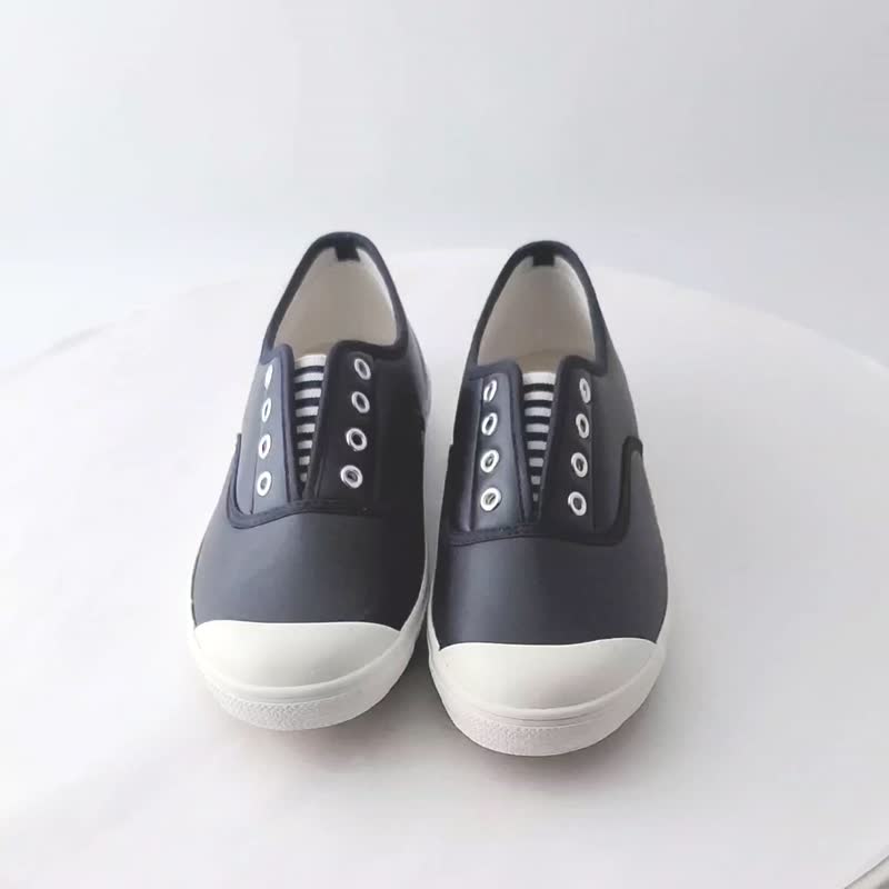 Navy Strap Leather Flats - Navy - รองเท้าลำลองผู้หญิง - หนังเทียม สีน้ำเงิน