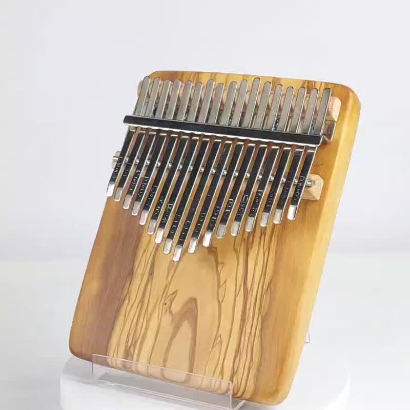 Olive wood thumb piano/17 tone thumb piano/KALIMBA - กีตาร์เครื่องดนตรี - ไม้ สีนำ้ตาล