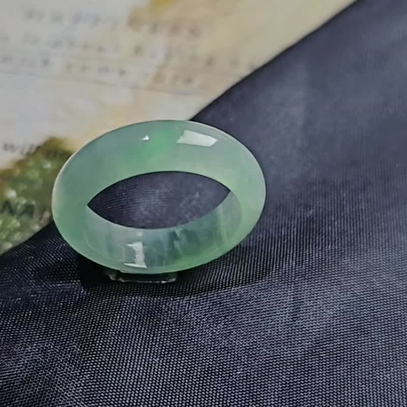 招財|仙氣冰膠馬卡龍甜果綠飄花|緬甸A貨翡翠戒圈戒指#13.5 - 戒指 - 玉石 