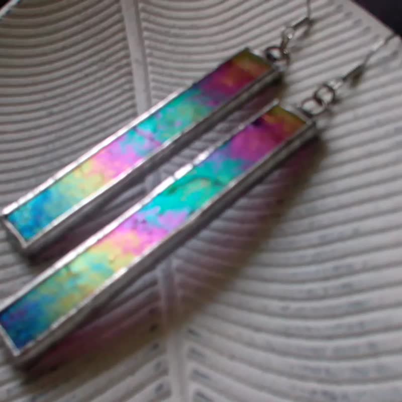 玻璃耳環 幾何 Iridescent glass mosaic earrings. stained glass cute rectangle earrings. - ต่างหู - แก้ว สีม่วง