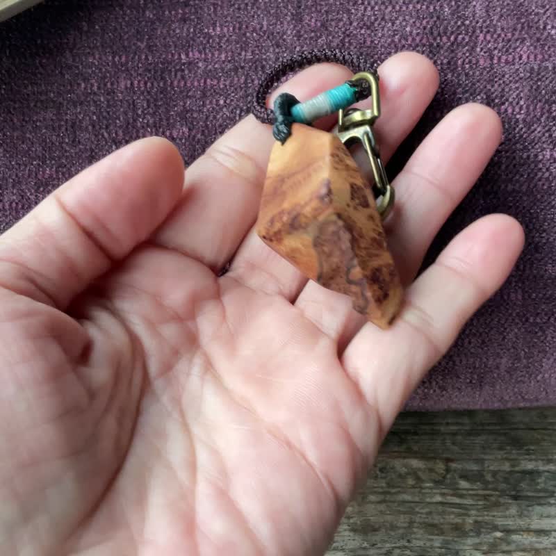 Heart. Taiwanese cypress nail knot pendant key ring backpack pendant - Keychains - Wood Multicolor