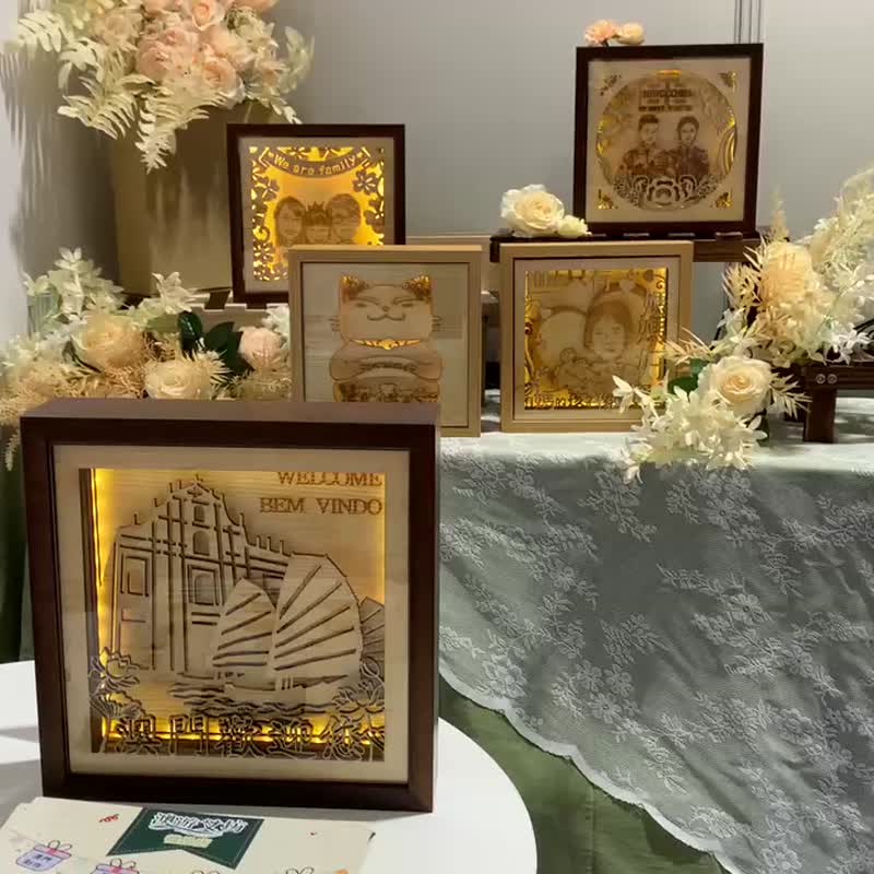 [Customized gift] Solid wood three-dimensional light box wedding birthday gift to send the same character keychain - Lighting - Wood Gold