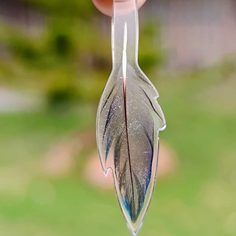 Love Feather Pendant - Necklaces - Down Multicolor