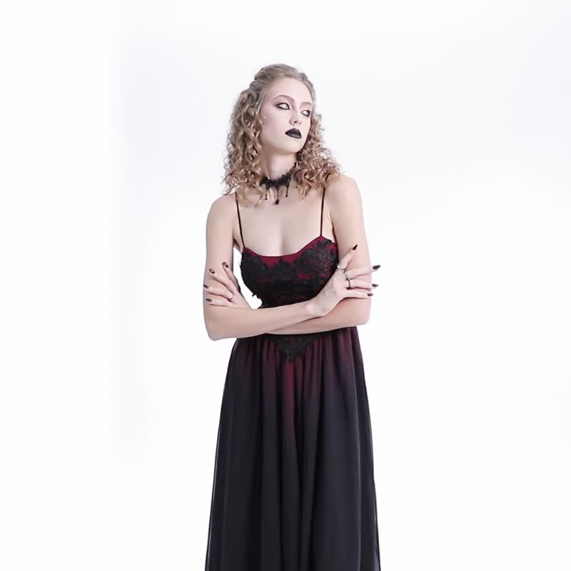 Gothic Banshee Embroidered Strap Gown/One-piece Dress-Black/Red - ชุดราตรี - วัสดุอื่นๆ สีดำ