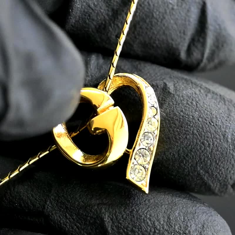 FREE SHIPPING Vintage GIVENCHY Necklace Restoration Terminology Gold Heart - สร้อยคอ - เครื่องประดับ สีทอง