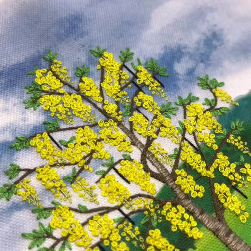 DIY embroidery kit: The blossom golden shower tree on painted background fabric. - 編織/羊毛氈/布藝 - 其他材質 黃色