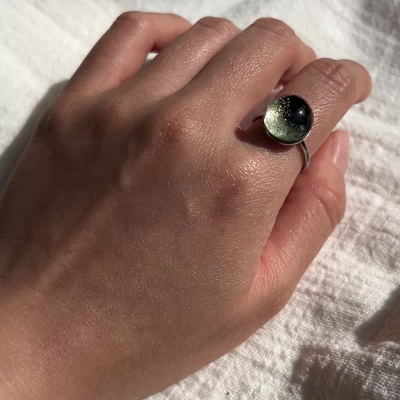 不鏽鋼 墨綠金箔 可調節開口戒 森林祕語 - 戒指 - 不鏽鋼 綠色