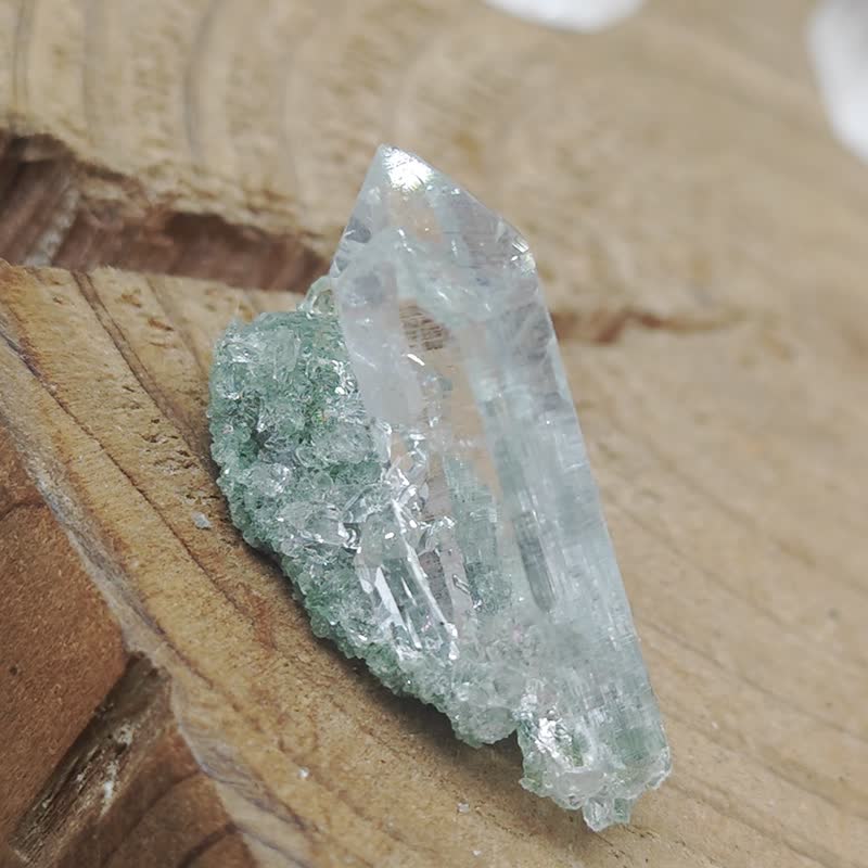 天然喜瑪水晶|綠幽靈共生|小精緻品|水晶柱|高透 - 擺飾/家飾品 - 水晶 