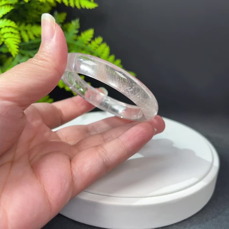 超稀有玻璃體白色兔毛水晶手鐲53+MM 閃片全順飄銅髪晶手環 膽識 - 手鍊/手環 - 水晶 白色