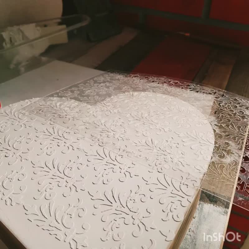 Handmade white wood vase with artificial flowers Unique decor for table, shelf - 乾燥花/永生花 - 木頭 白色