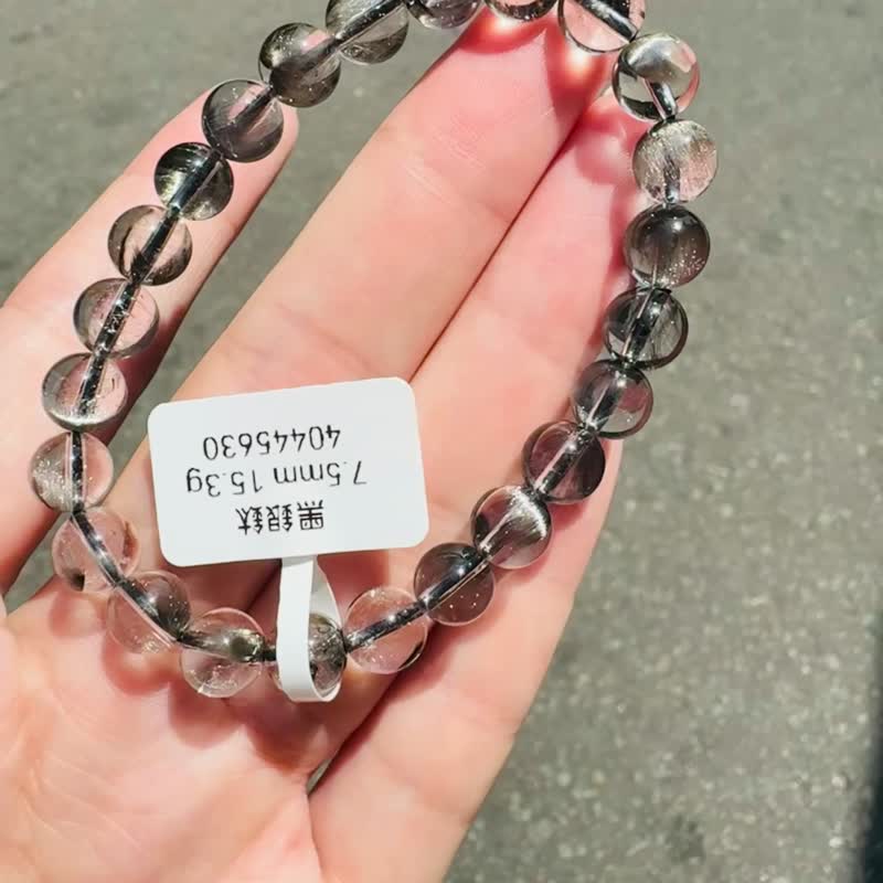 天然玻璃透厚絲羽毛黑銀鈦7.5mm15.3g手珠主招財納寶驅邪避煞防小 - 手鍊/手環 - 水晶 黑色