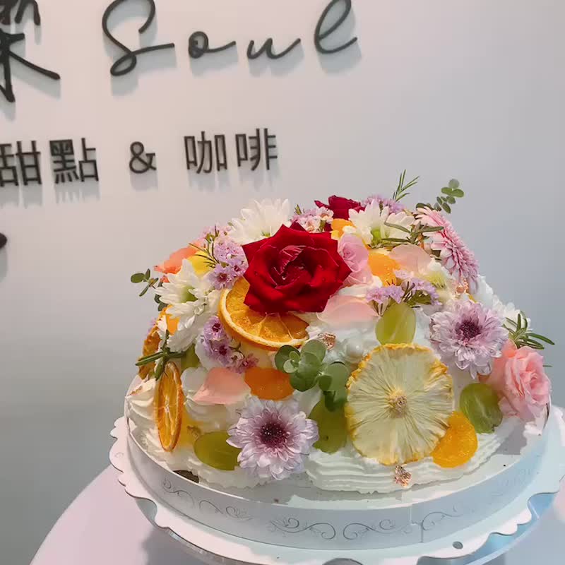 Emotions in love, love burning cakes, floral cakes, Valentine's Day cakes and desserts can be delivered at home - Cake & Desserts - Fresh Ingredients 