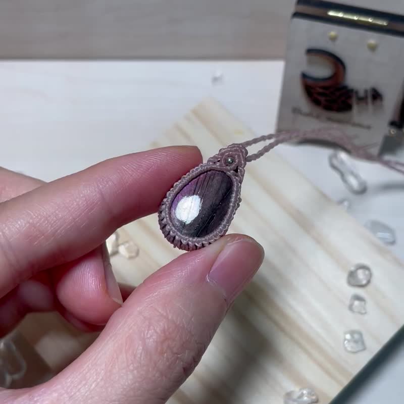 Wax thread weaving/pink purple labradorite/daily necklace - สร้อยคอ - คริสตัล สีม่วง