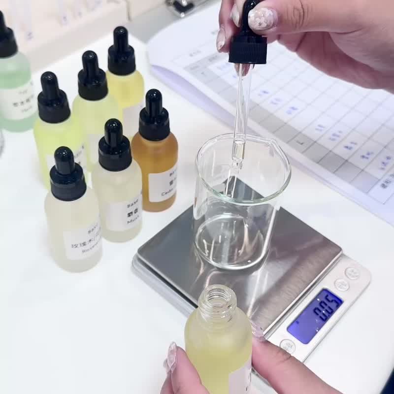 台中夏季調香體驗課| 韓系香氛DIY 初學友善 一人開課 可用文化幣 - 蠟燭/香氛/調香 - 精油 
