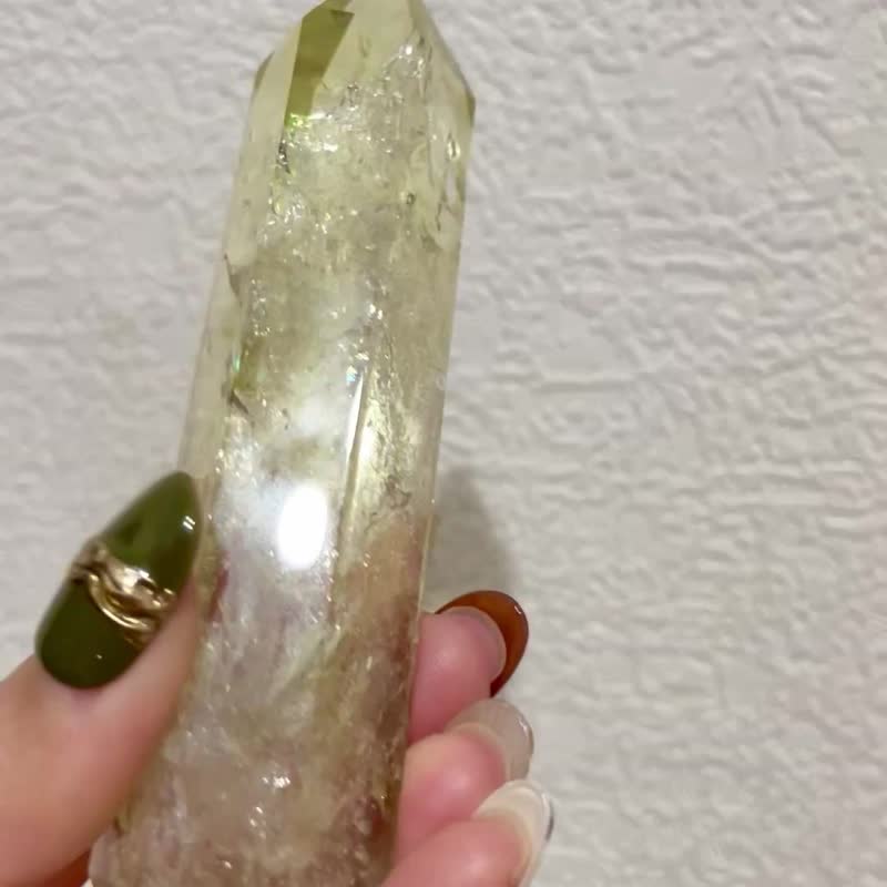 極度高品質 招財進寶【極光手術刀極品黃水晶柱】蒐藏品/一物一拍 - 擺飾/家飾品 - 水晶 黃色