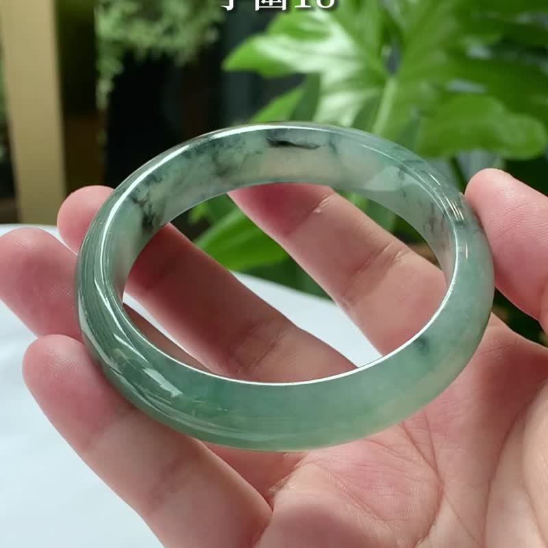 藍藻 | 冰糯起膠湖水綠飄花平安鐲 / 手圍18 | 天然A貨翡翠手鐲 - 手鍊/手環 - 玉石 綠色