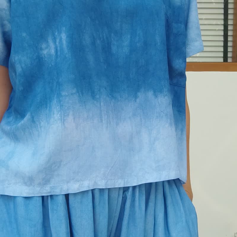 B Emma Shirt - 酷靛藍色紮染上衣 - 女上衣/長袖上衣 - 棉．麻 藍色