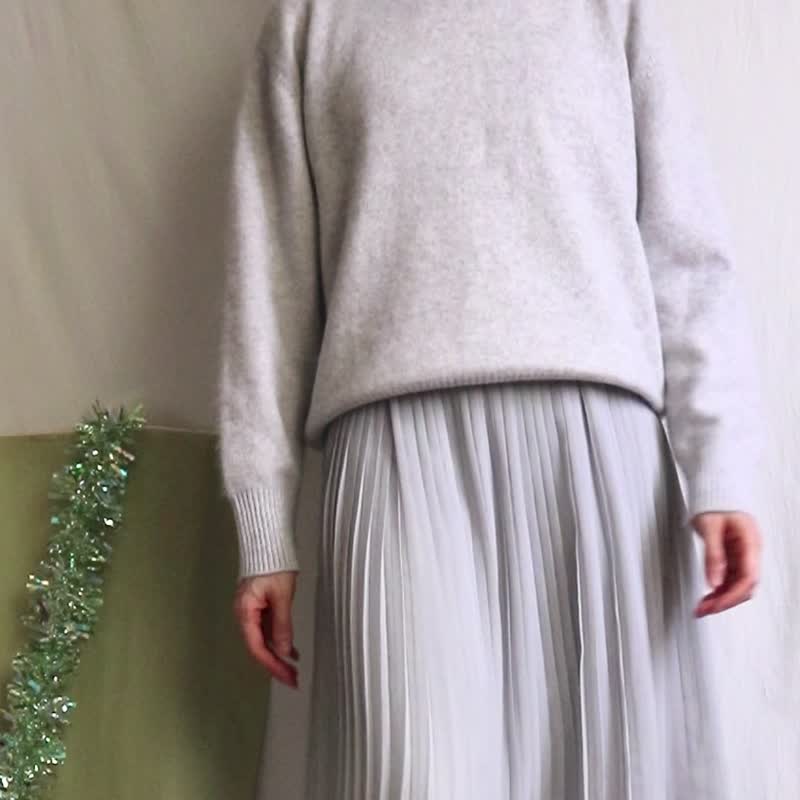 Warm round neck cashmere wool sweater-snow gray - Women's Sweaters - Wool 