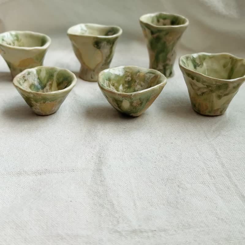 Flowing Valley Hand Kneaded Pottery 6 pieces 10-20ml - Teapots & Teacups - Pottery 