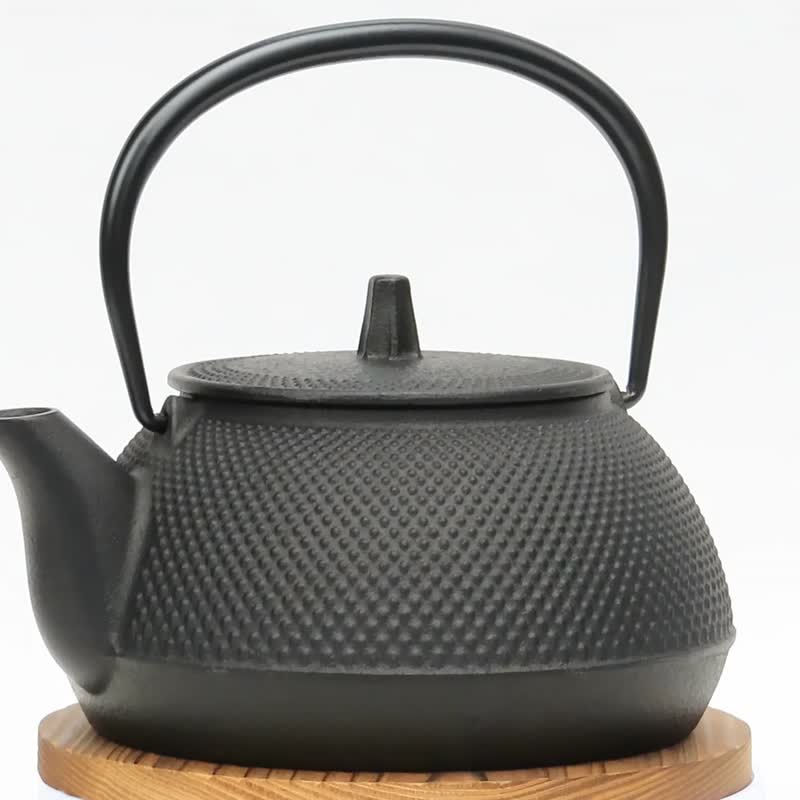 岩鑄 南部鐵器 鐵壺兩用泡茶壺 5型新Arare0.65L IH對應 日本製 - 茶壺/茶杯/茶具 - 其他金屬 黑色