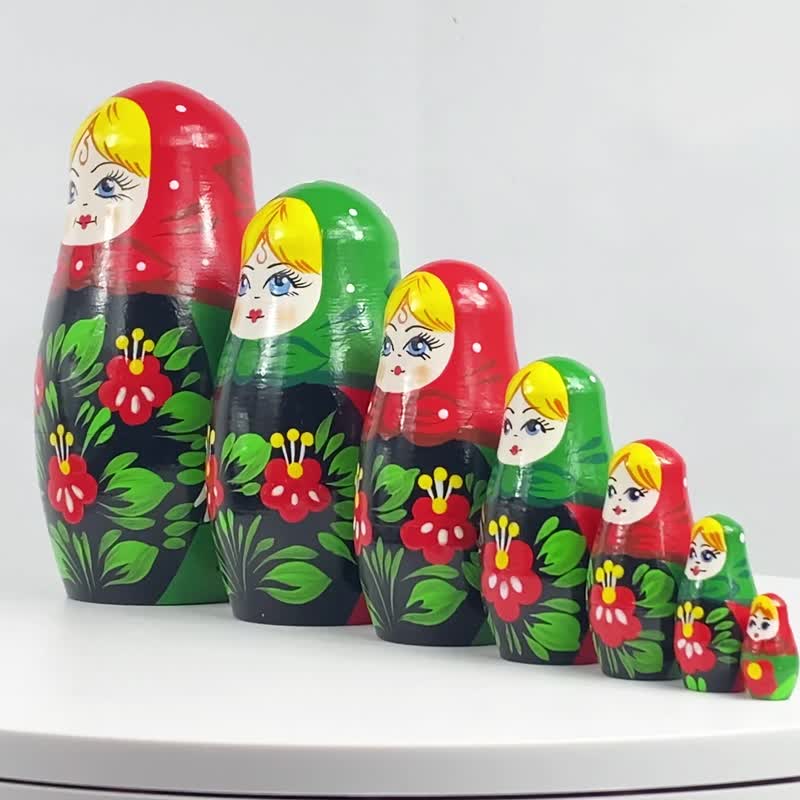 Vintage Russian Doll with Hand Painted Flower Decor - Baboushka Nesting Dolls - 寶寶/兒童玩具/玩偶 - 木頭 多色