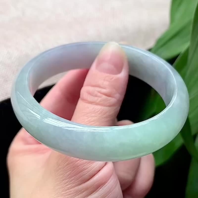 冰種 天然翡翠 緬甸 A玉 玉鐲 • 糯冰種春帶彩翡翠貴妃鐲 - 手鍊/手環 - 玉石 紫色