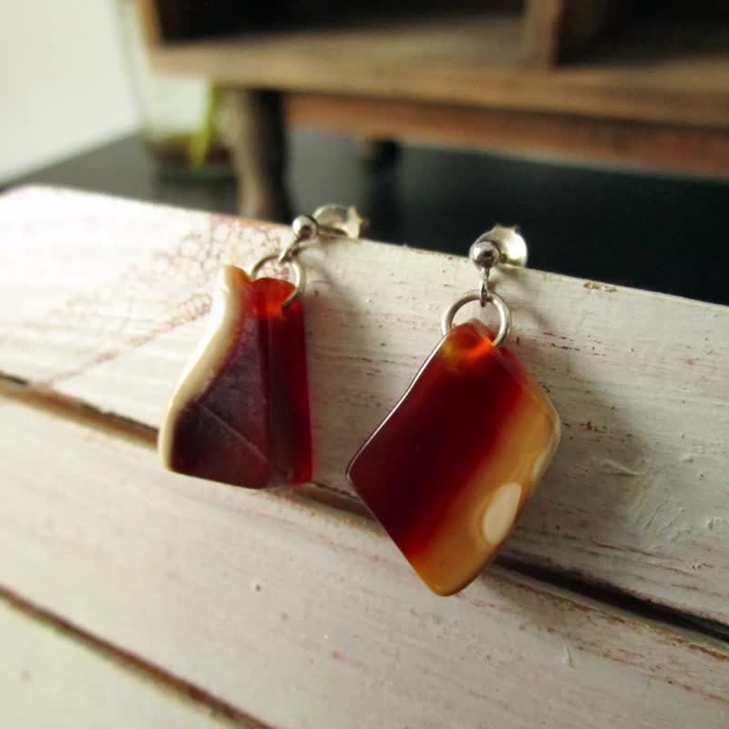 Di Baole series earrings yellow skin carnelian (ear acupuncture) / asymmetrical design unique style / - Earrings & Clip-ons - Jade Red