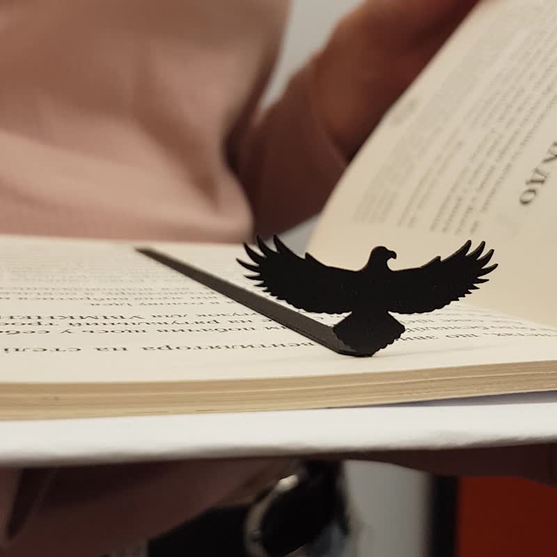 書籤鷹-展開你的翅膀|送給愛書人的小書香禮物 - 書籤 - 其他金屬 黑色