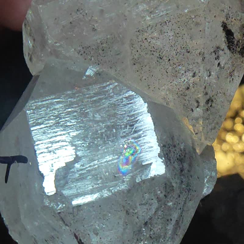 Natural Yunnan-Guizhou Shining Diamond | Contains small water bladder | Contains rainbow | Best healing Stone - ของวางตกแต่ง - คริสตัล 