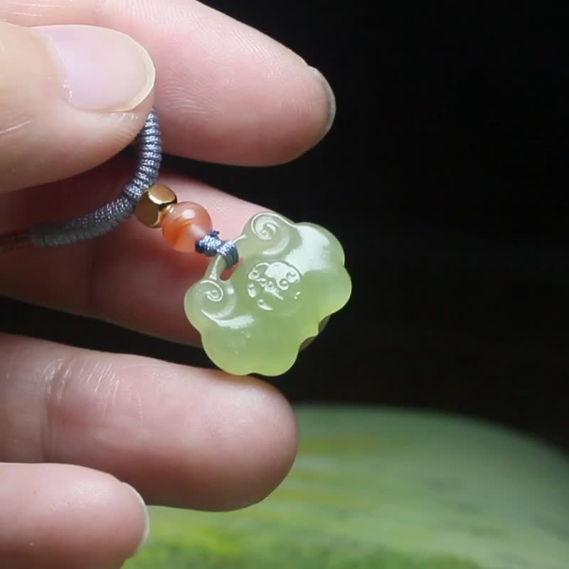 [Safe Lock] Natural Hetian Jade Small Pendant/Jade Pendant/Meaning Health/Good Luck/Everything Goes Well - สร้อยคอ - หยก ขาว