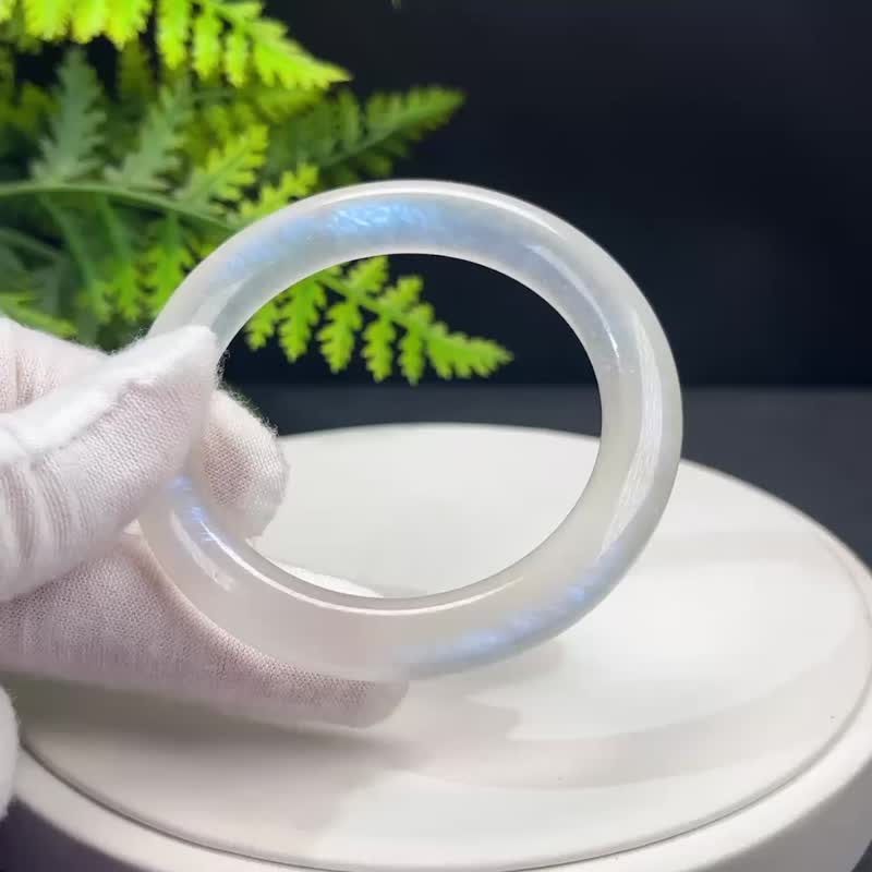 優質 藍月光石手鐲 53MM 冰透幹凈藍光圓條 凈化共鳴和諧內心平靜 - 手鍊/手環 - 寶石 藍色
