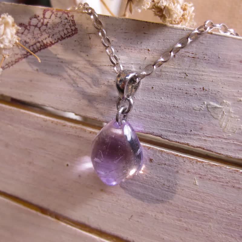Shaped jade pendant amethyst/simple and easy to match/ - สร้อยคอ - คริสตัล สีม่วง