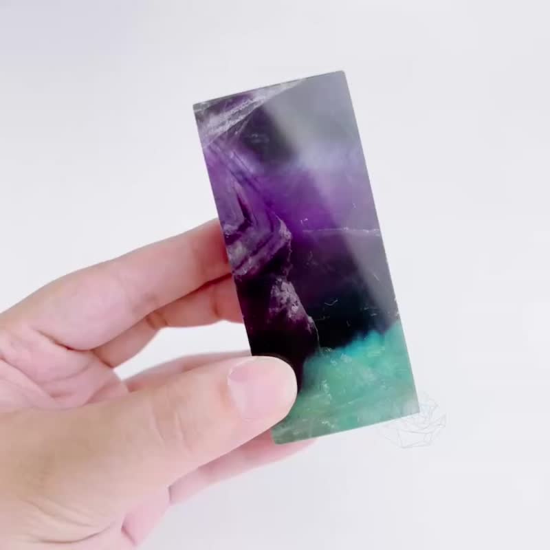 螢石 隨形 七彩 山形千層 五彩 斑斕 帶彩虹光 帶天然晶洞 - 擺飾/家飾品 - 水晶 多色