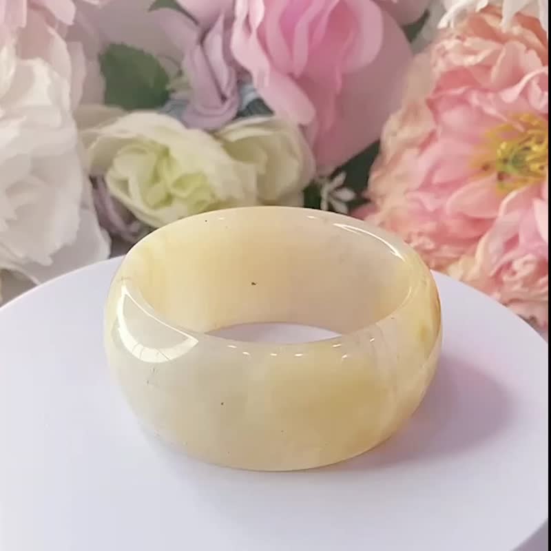 NO.10冰潤寬版紫羅蘭手鐲 52 MM 圈口 金絲玉 手環 輪胎鐲 平安鐲 - 手鍊/手環 - 玉石 黃色