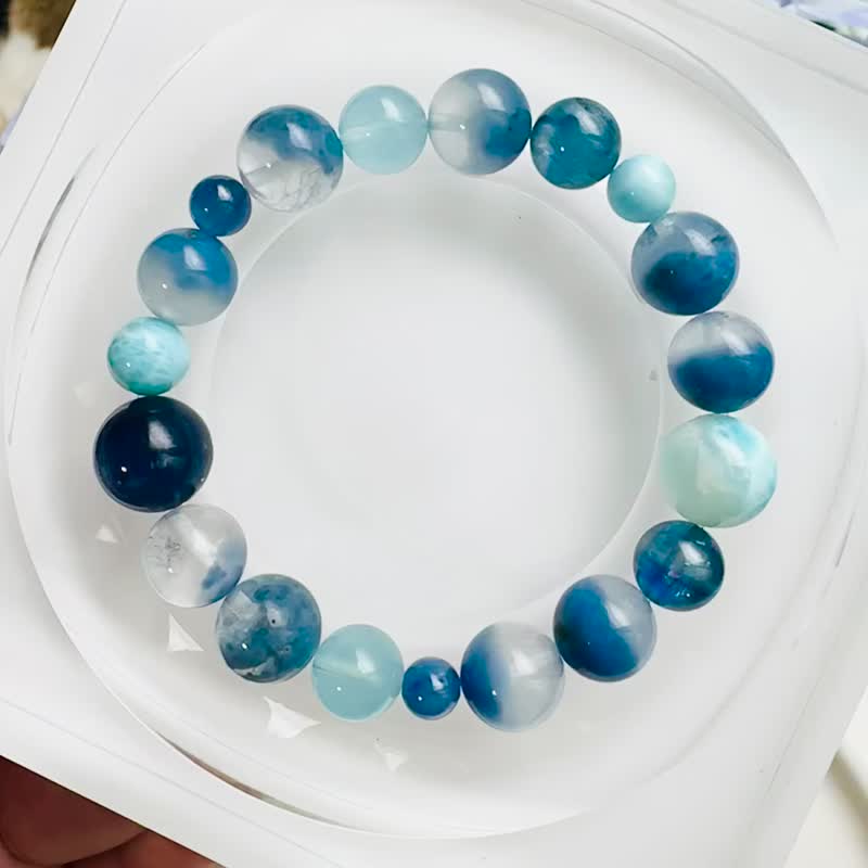 藍天白雲獨家設計款藍絨晶藍晶石拉利瑪紓解壓力切斷負面提升能量 - 手鍊/手環 - 水晶 多色